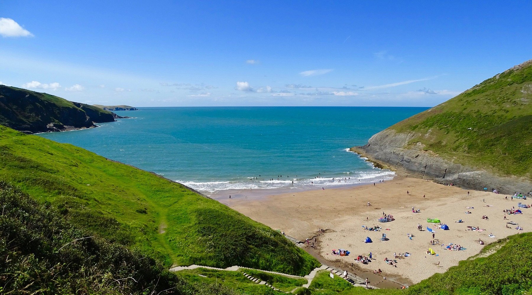 Mwnt beach