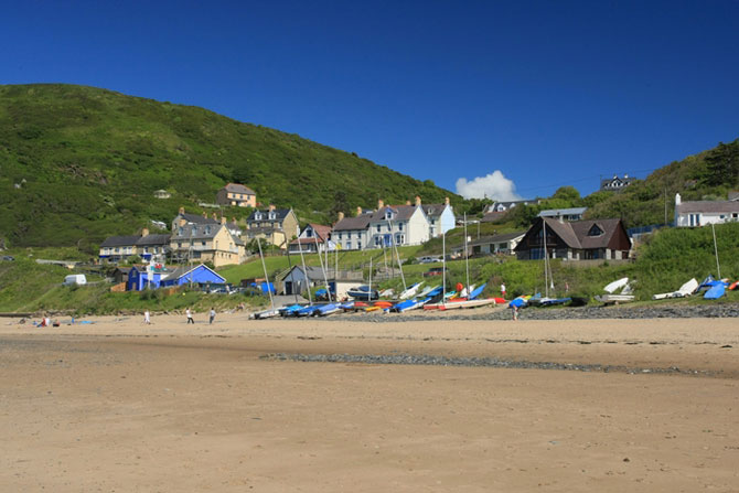 Tresaith Beach